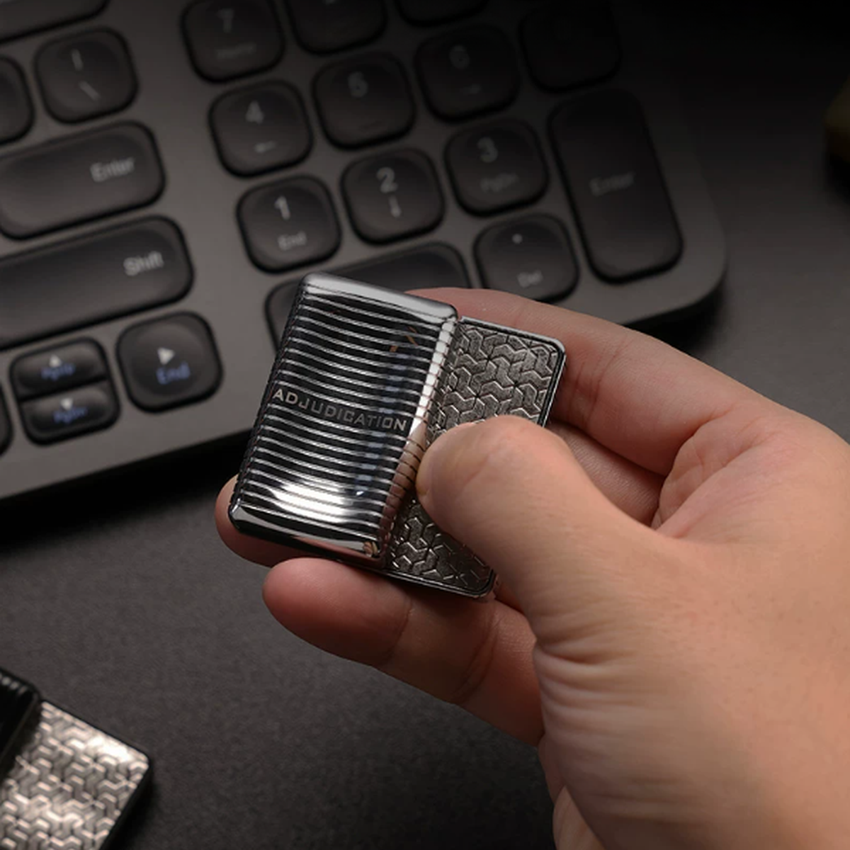 Mechanical Magnetic Fidget Slider – Infinity Push Coin EDC Desk Toy